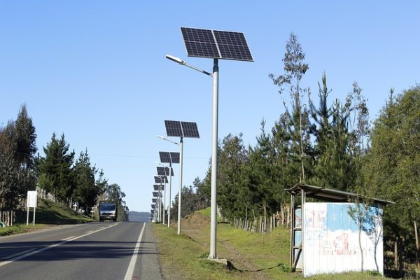 Hemat Energi dengan PJU-TS Berkualitas