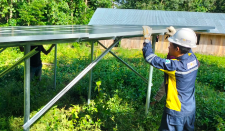 Perbandingan Pompa Air Tenaga Surya vs Listrik