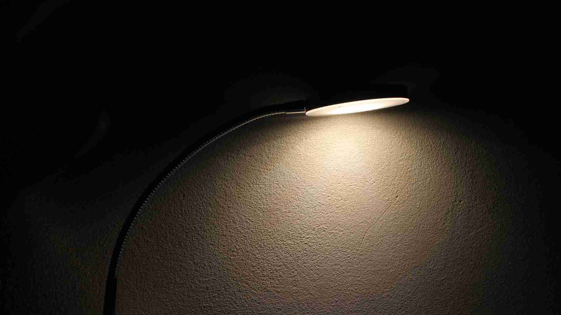 Memilih Desain Lampu yang Cocok dengan Gaya Dekorasi Rumah Anda