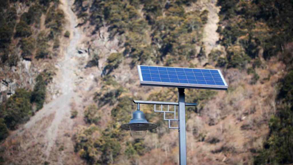 Solusi Penerangan Efisien: Lampu Tenaga Surya untuk Proyek Komersial