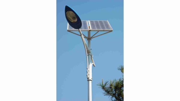 5 Lampu Panel Surya Murah dan Berkualitas